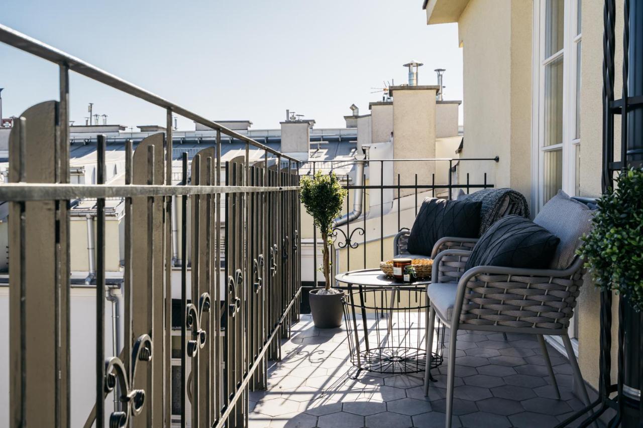 Penthouse Orzeszkowa - Loftaffair Διαμέρισμα Krasków Εξωτερικό φωτογραφία